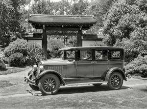 1927 Peerless Model 6-90 Sedan
